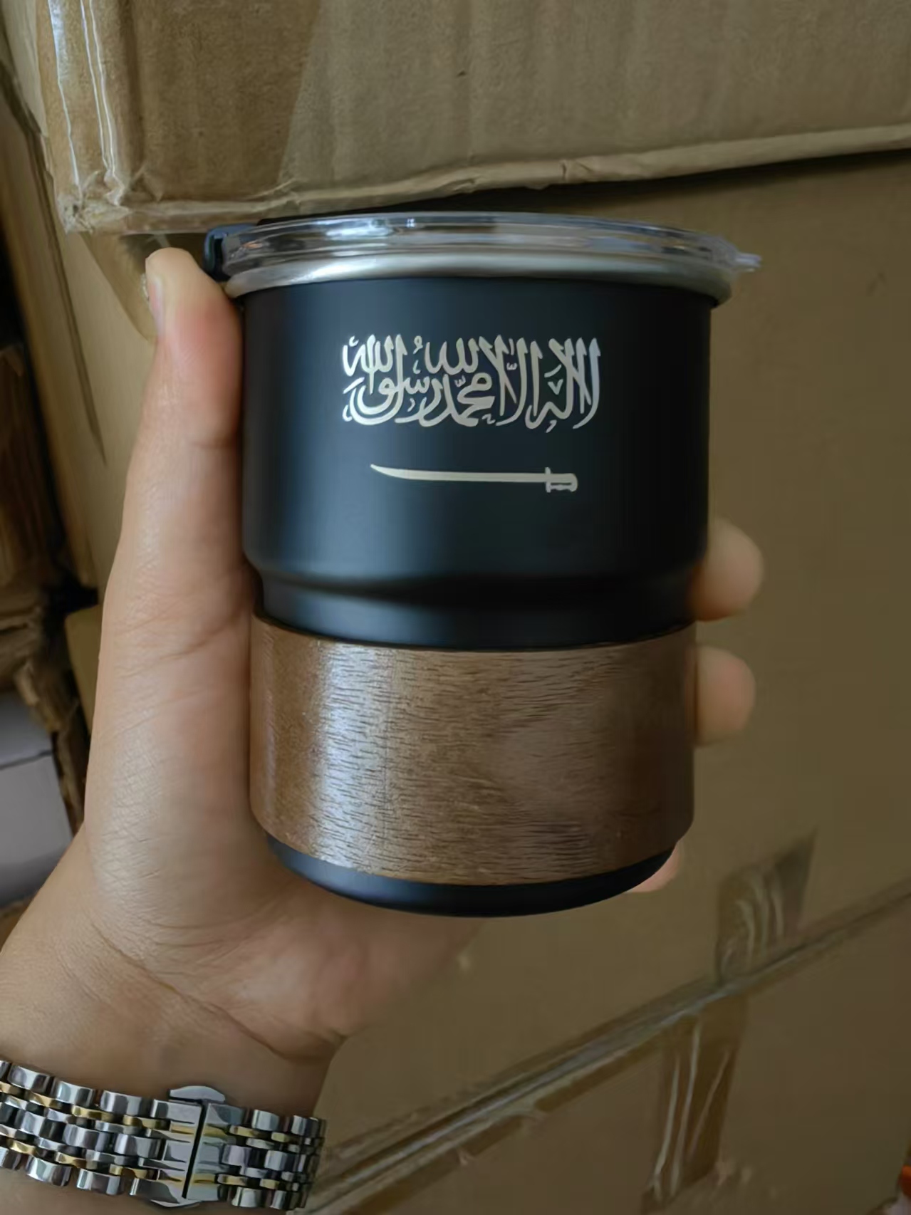 サウジアラビアの国旗ロゴステンレス鋼カップビールジョッキ蓋付 - Coffee Equipment For Camping のレビューと価格