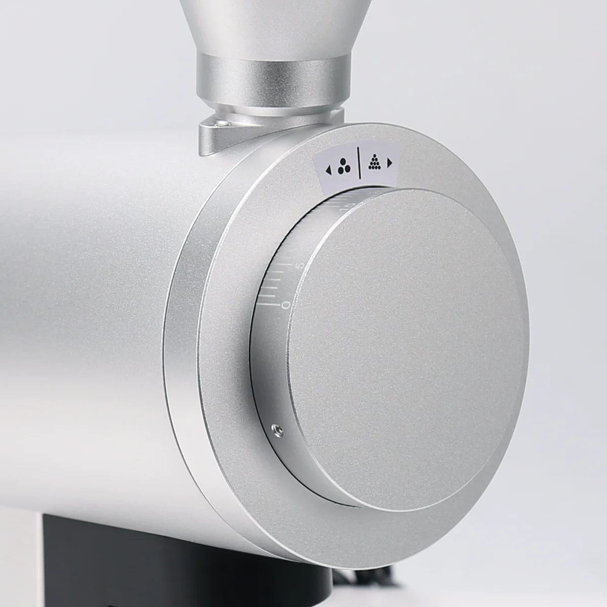 DF83V可変速コーヒーグラインダー 300-1600 RP - Coffee Grinder Burr Flat のレビューと価格