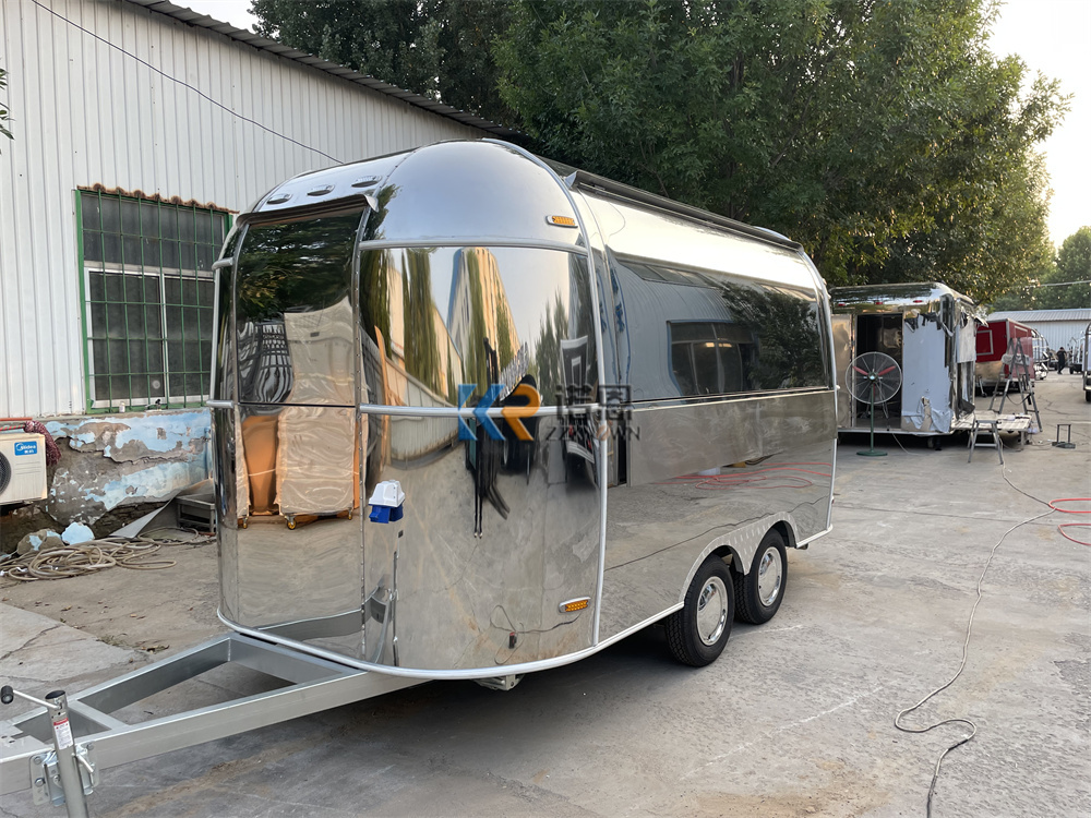 2025 契約ケータリング コーヒー フード トレーラー 完 - Coffee Van Equipment のレビューと価格